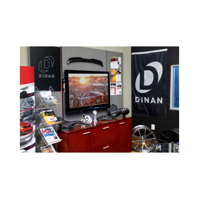 Dinan Banner - 60in x 36in