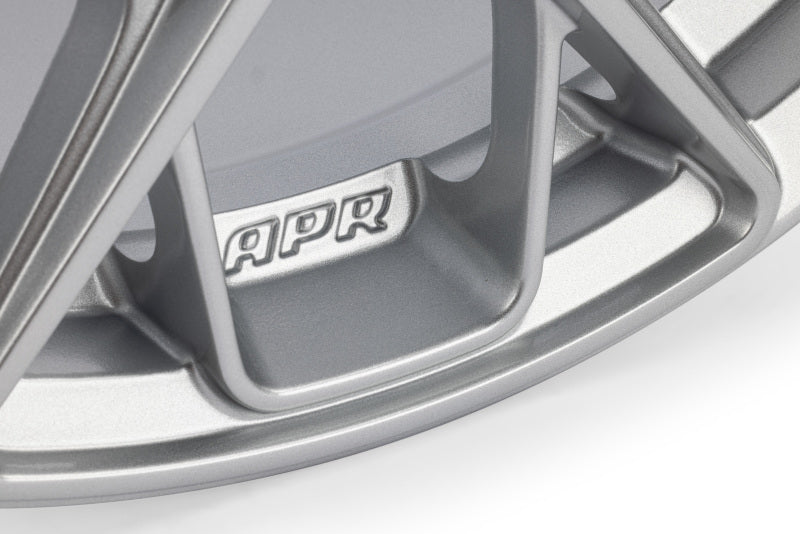 APR A02 Flow Formed - 18x8.5 - 5x112 - ET45 - 66.5mm Center Bore - Hyper Silver Wheel