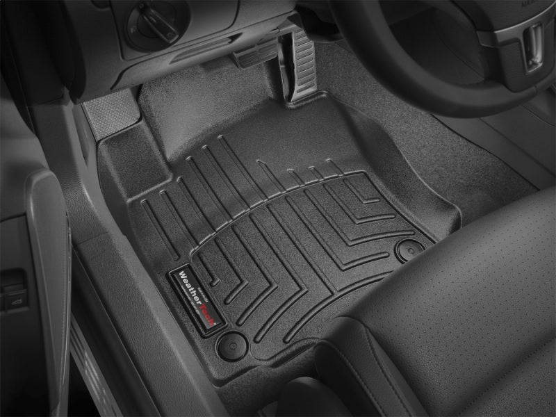 WeatherTech 06-09 Volkswagen Golf Front FloorLiner - Black