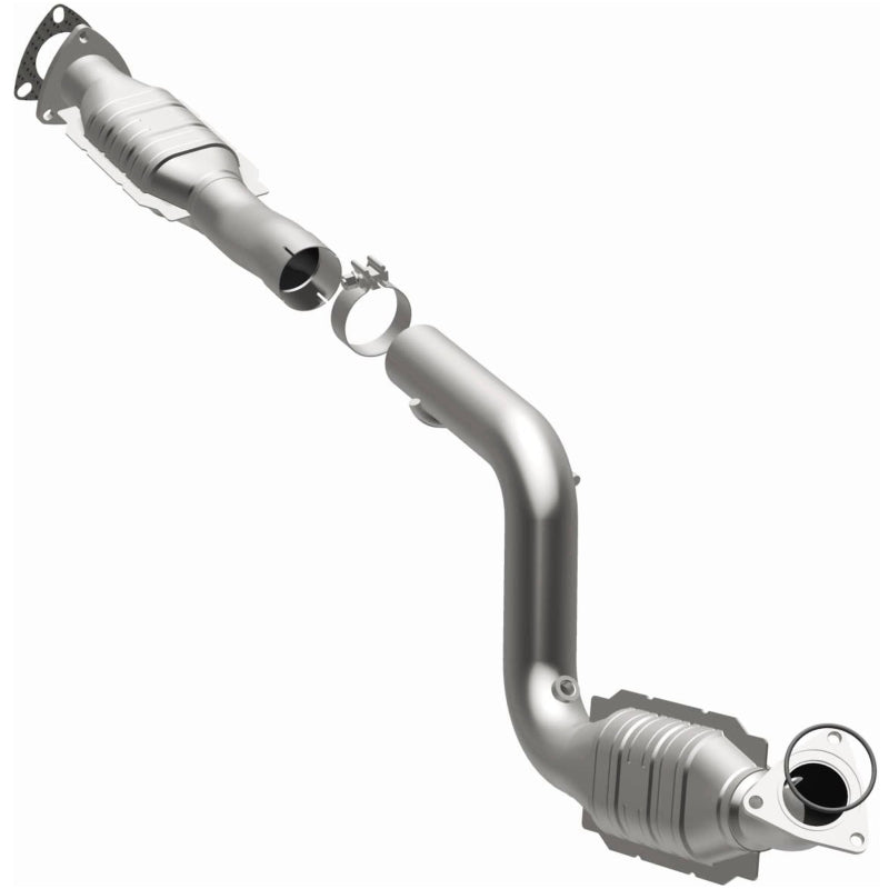 MagnaFlow Direct Fit Catalytic Converter 03-05 Express 2500 4.8L Passenger Side