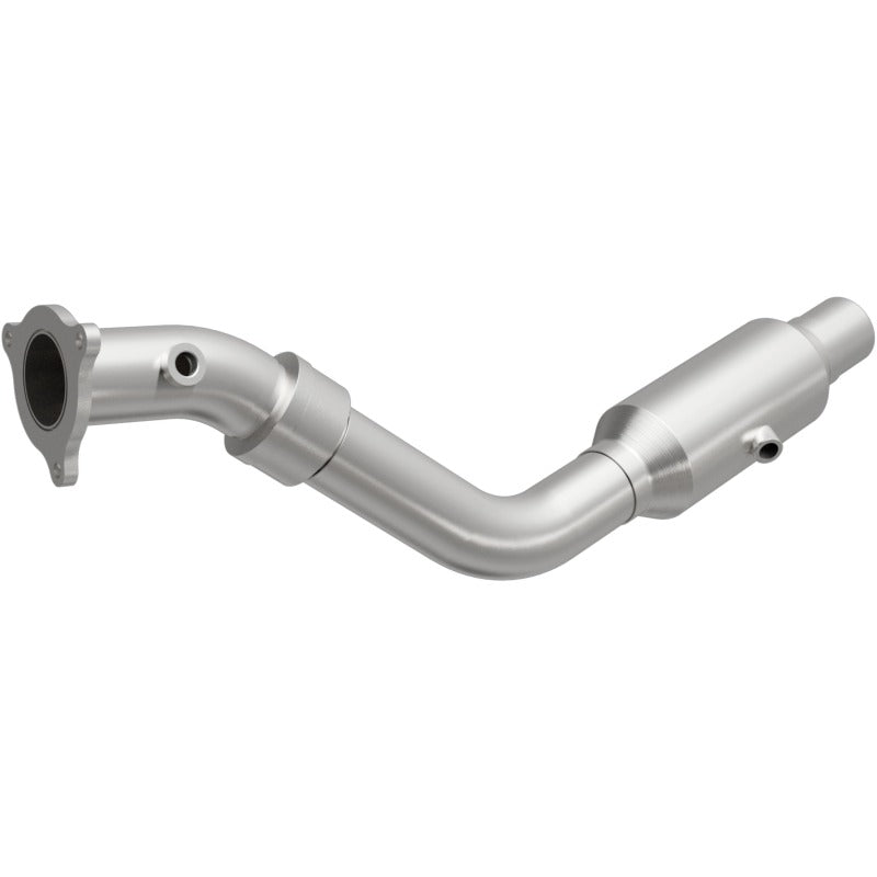 MagnaFlow Direct Fit Catalytic Converter OEM 2004-2006 Chrysler Pacifica Underbody