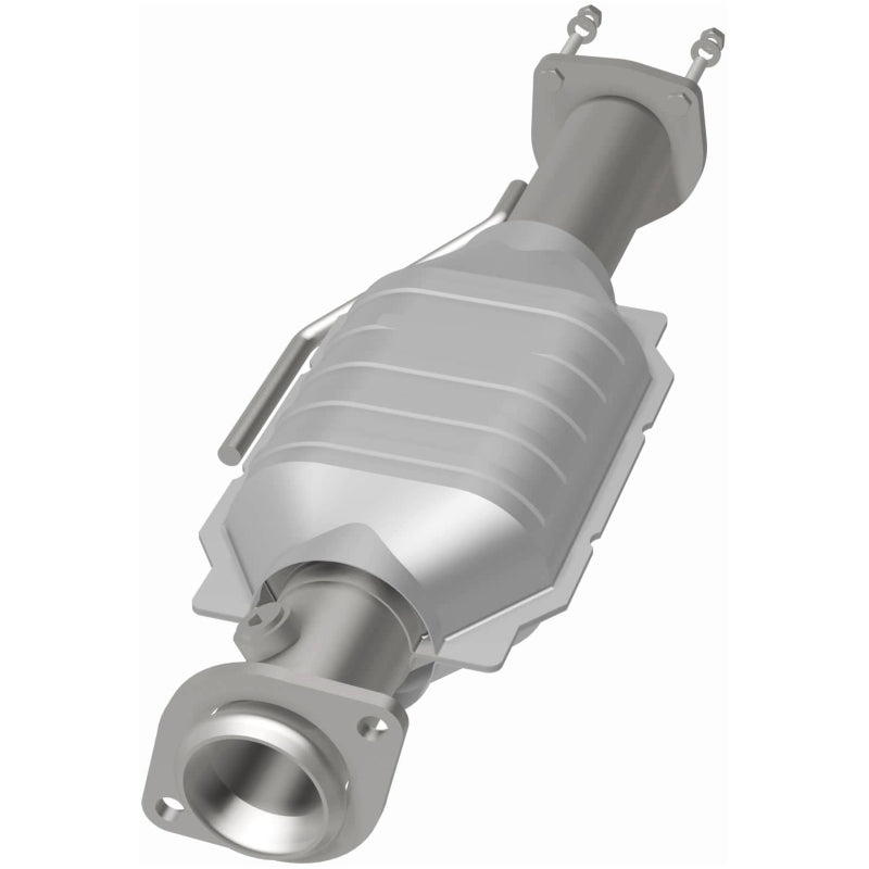 MagnaFlow Direct Fit Catalytic Converter Jeep Wrangler 00-04 OEM