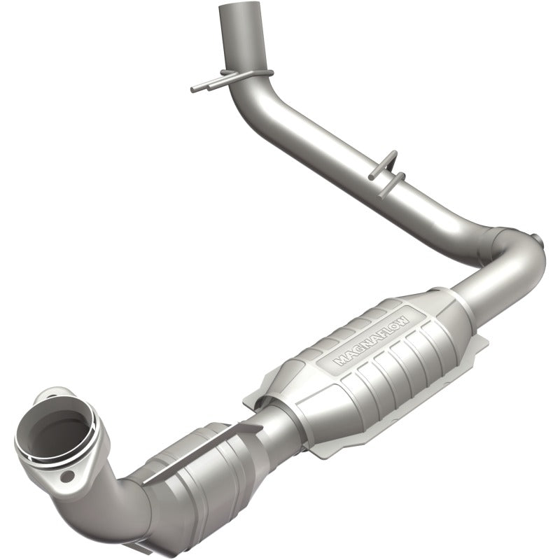 MagnaFlow Direct Fit Catalytic Converter 97-98 Ford Trucks 5.4L