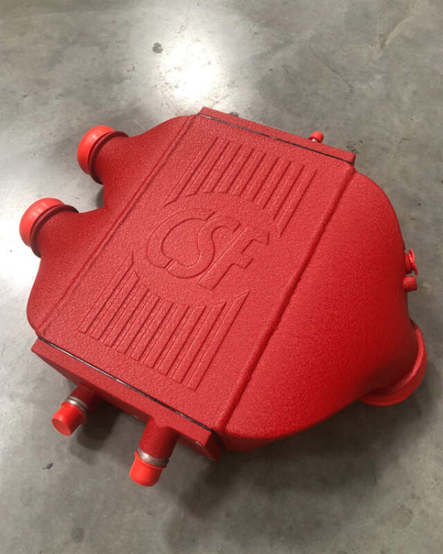 CSF 2014+ BMW M3/M4 (F8X) Top Mount Charge-Air-Cooler - Crinkle Red