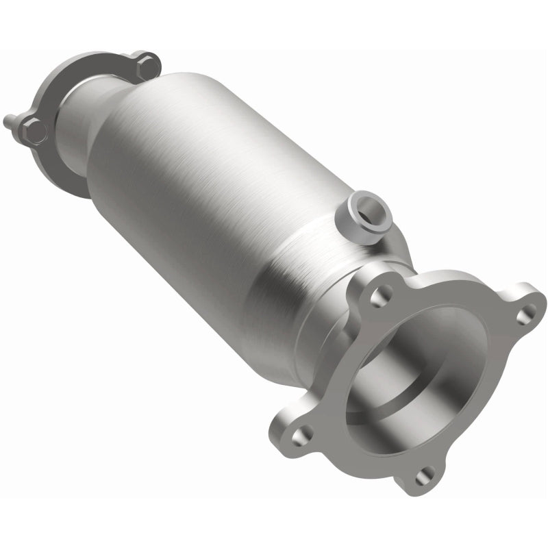 MagnaFlow Direct Fit Catalytic Converter 2012-2014 Audi A6 2.0L