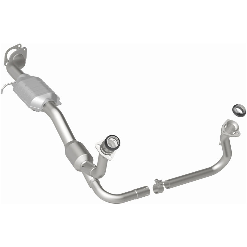 MagnaFlow Direct Fit Catalytic Converter 01-05 Chevy Blazer 4.3L 4WD