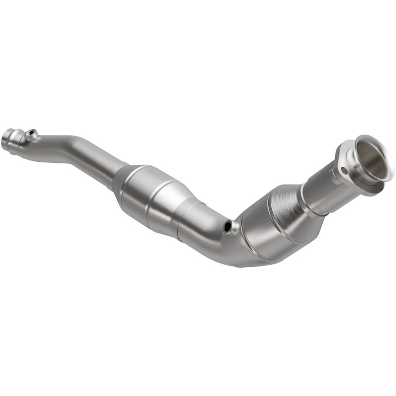 MagnaFlow Direct Fit Catalytic Converter 2014-2016 Land Rover LR4 V6 3 OEM Underbody