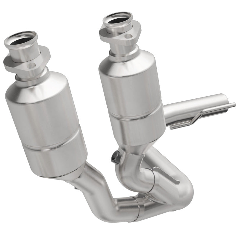 MagnaFlow Direct Fit Catalytic Converter 99-01 Grand Cherokee Front 4.7L