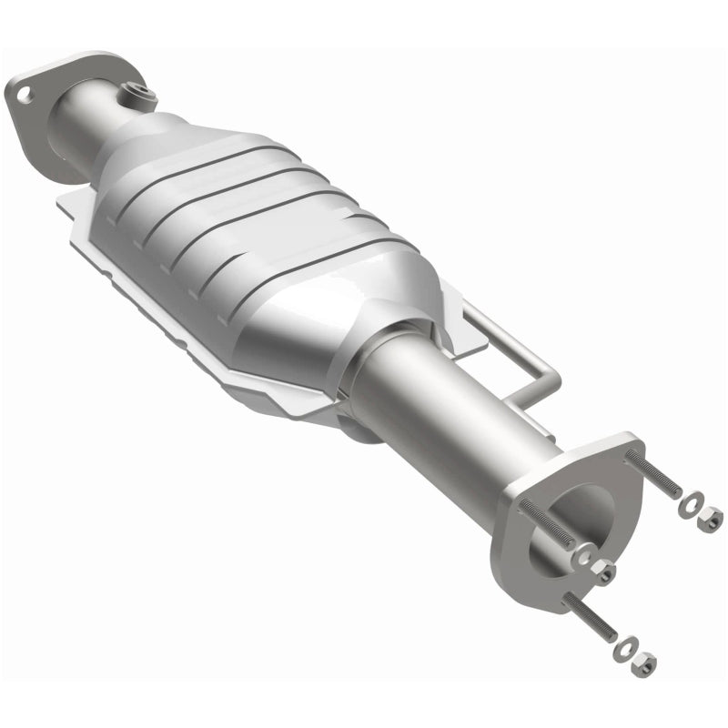 MagnaFlow Direct Fit Catalytic Converter Jeep Wrangler 00-04 OEM