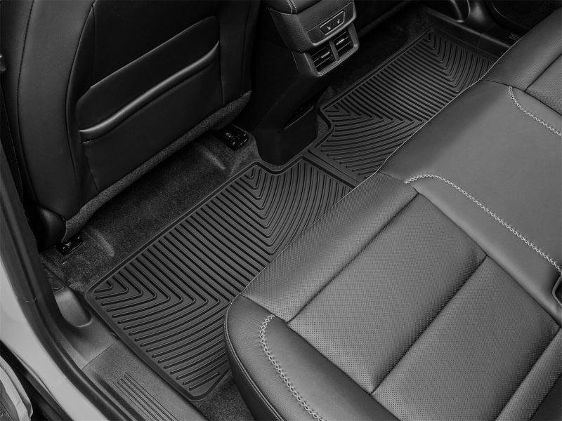 WeatherTech 2018+ Chevrolet Equinox Rear Rubber Mats - Black