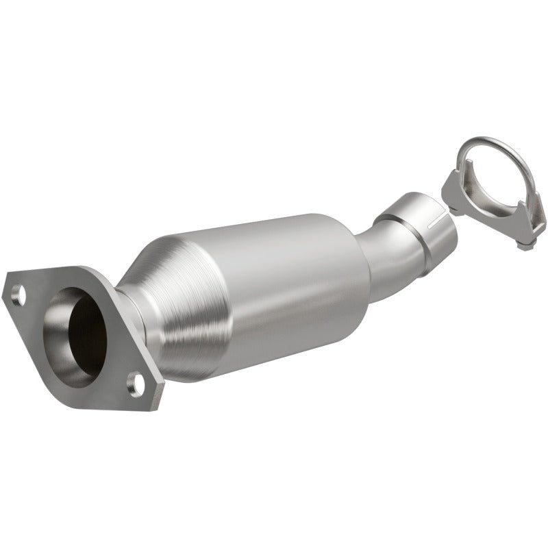 MagnaFlow Direct Fit Catalytic Converter 12-16 Toyota Prius C 1.5L