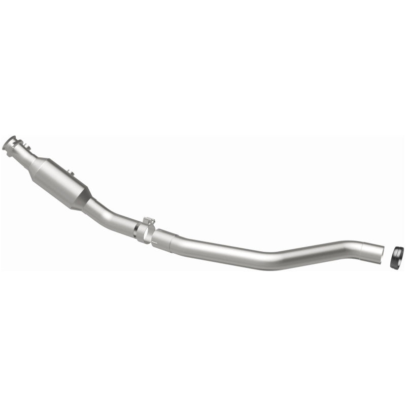 MagnaFlow Direct Fit Catalytic Converter 13-14 Mercedes-Benz GL450 V8 4.6 OEM Underbody