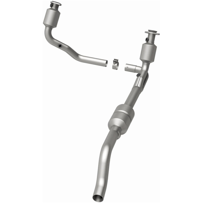 MagnaFlow Direct Fit Catalytic Converter 00-03 Durango 4WD 4.7L