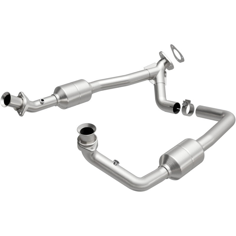 MagnaFlow Direct Fit Catalytic Converter 00-03 Ford E150 5.4L