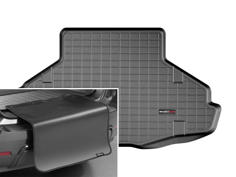 WeatherTech 10-15 Lexus IS Cargo Liner w/Bumper Protector - Black