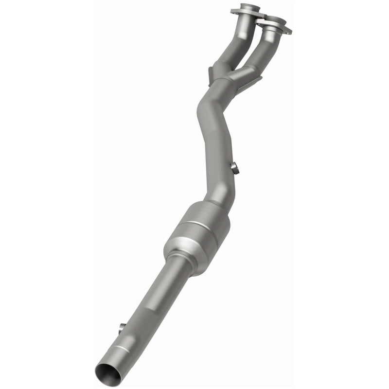 MagnaFlow Direct Fit Catalytic Converter 96-97 BMW 840 4.4L Driver Side