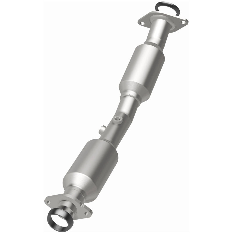 MagnaFlow Direct Fit Catalytic Converter OEM 2013-2017 Nissan Sentra Underbody