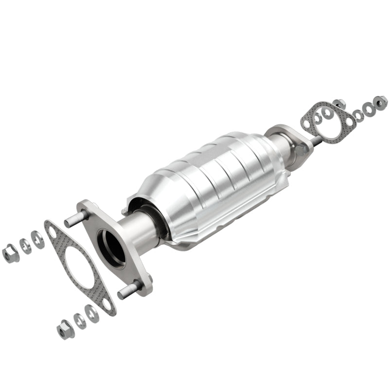 MagnaFlow Direct Fit Catalytic Converter 01-03 Rio 1.5/1.6 Rear