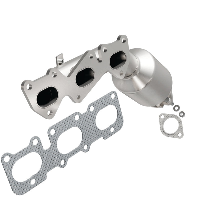 MagnaFlow Direct Fit Catalytic Converter 10-12 Hyundai Genesis 3.8L