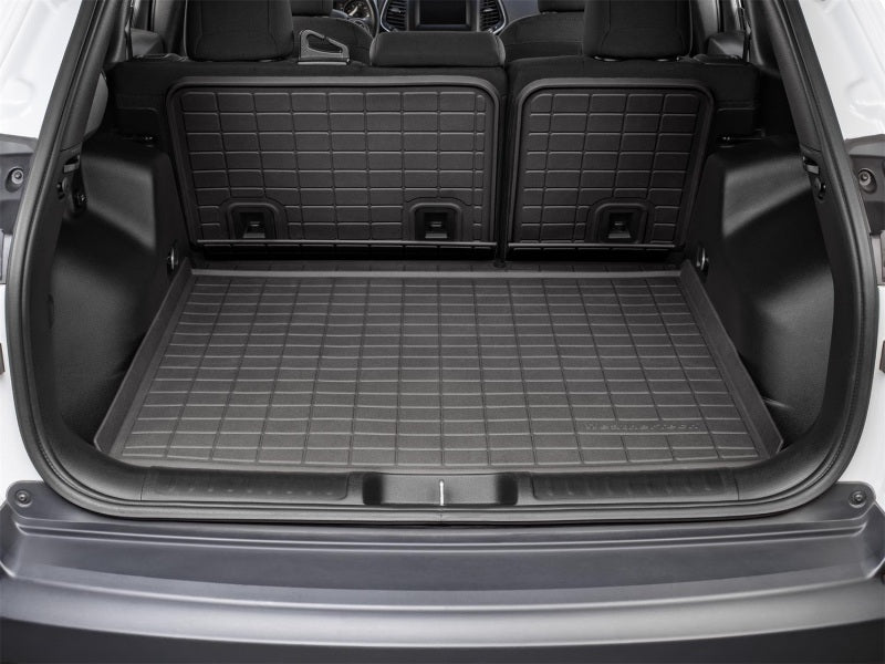 WeatherTech 19-22 Jeep Cherokee KL (w/Cargo Floor in Highest Pos) SeatBack Cargo Liner HP - Black