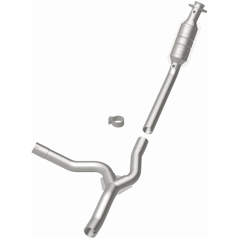MagnaFlow Direct Fit Catalytic Converter 04-05 Dodge RAM 1500 Pickup 3.7L (Inc 4WD 4.7L) P/S