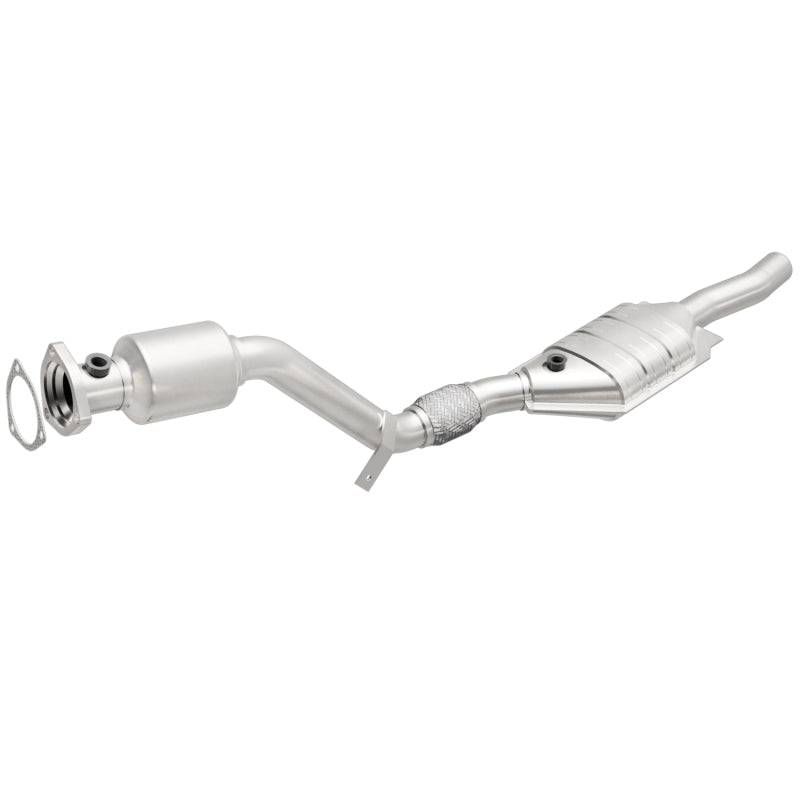 MagnaFlow Direct Fit Catalytic Converter 03 Volkswagen Passat 2.8L