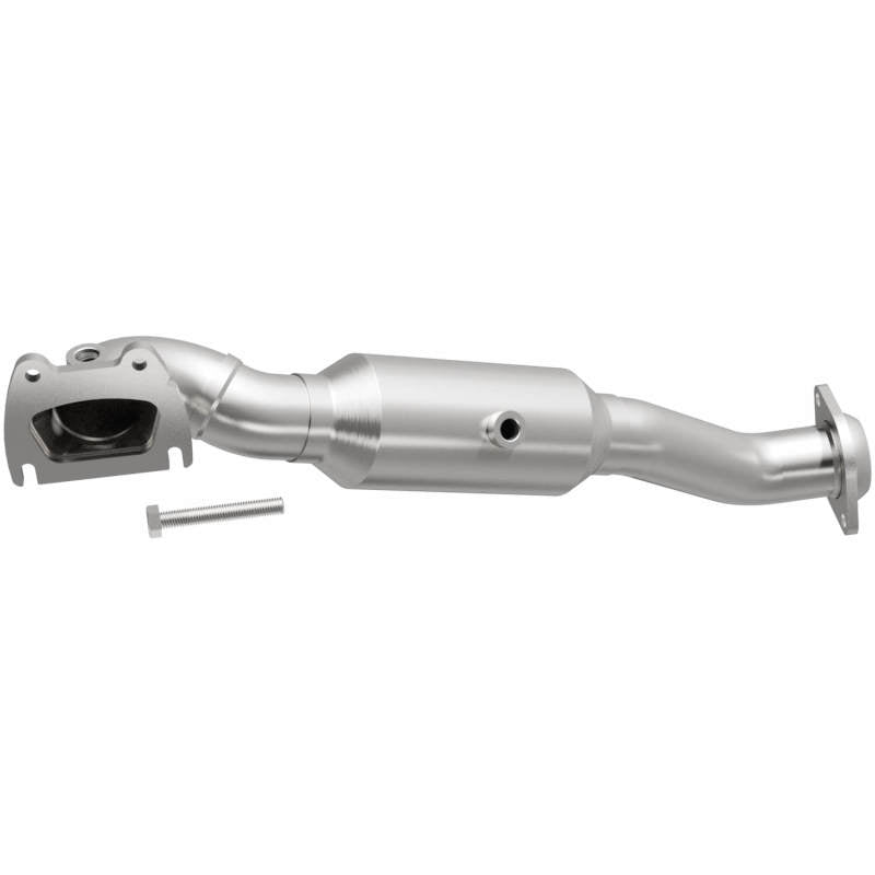 MagnaFlow Direct Fit Catalytic Converter 15-19 Ram 1500 3.6L OEM Grade Fed/EPA Compliant Manifold