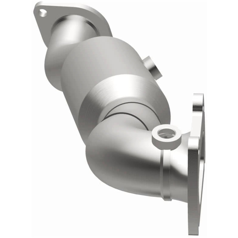 MagnaFlow Direct Fit Catalytic Converter 15-19 Ram 1500 3.6L OEM Grade Fed/EPA Compliant Manifold