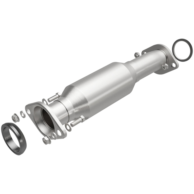 MagnaFlow Direct Fit Catalytic Converter 06-07 Mazda 6 2.3L OEM Underbody
