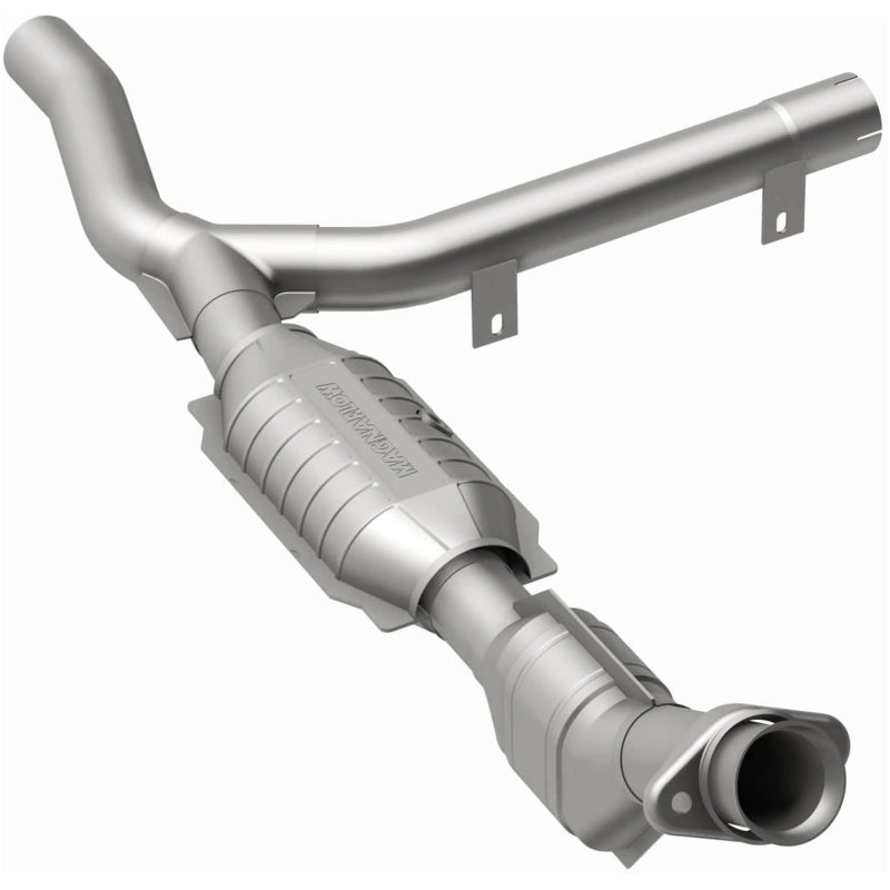 MagnaFlow Direct Fit Catalytic Converter 01 Ford F-150 4.2L