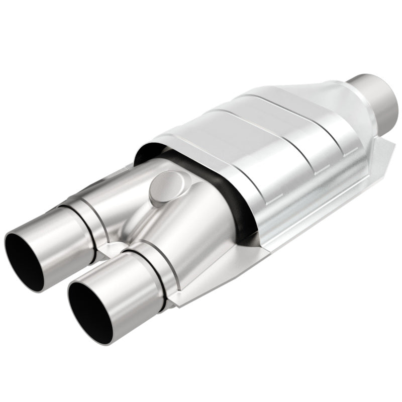 MagnaFlow Universal Catalytic Converter 2.5 inch/2 inch S/D PC2 Front