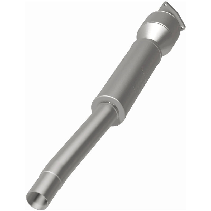 MagnaFlow Direct Fit Catalytic Converter 03-06 VW Phaeton 4.2L PS Rr