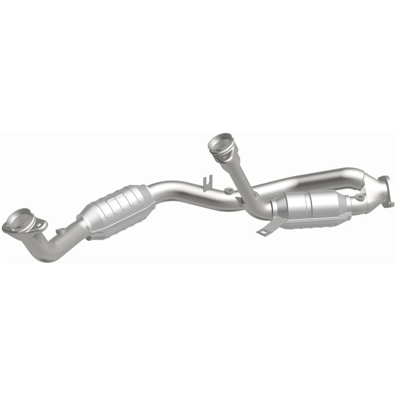 MagnaFlow Direct Fit Catalytic Converter 96-99 Taurus 3.4L Front C