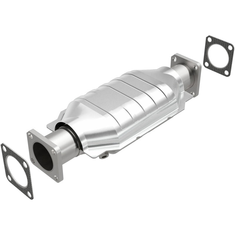 MagnaFlow California Direct Fit Catalytic Conv 75-82 Chevrolet LUV 1.8L / 86-91 Isuzu Trooper 2.3L
