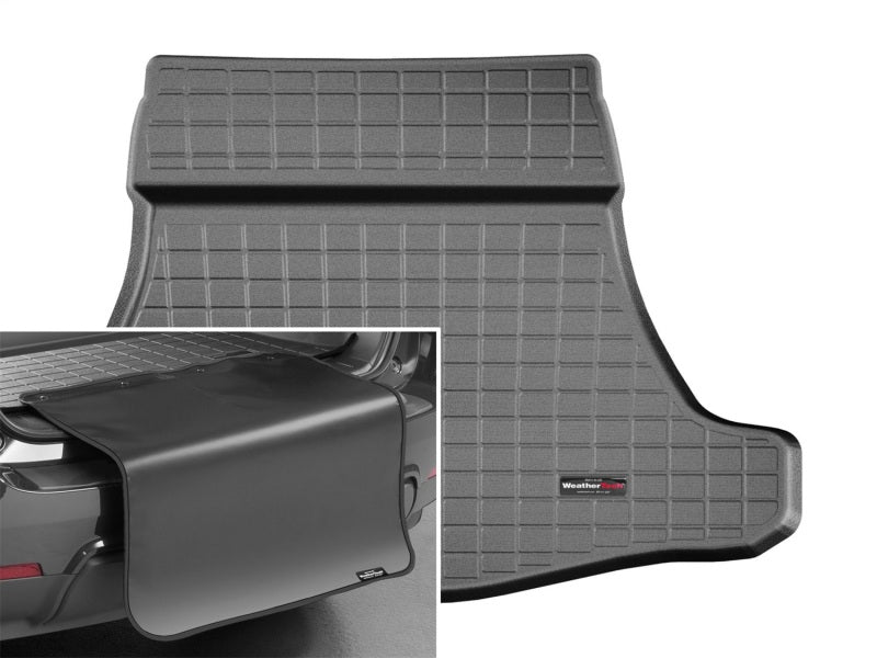 WeatherTech 2017+ Infiniti Q60 Cargo Liner w/Bumper Protector - Black