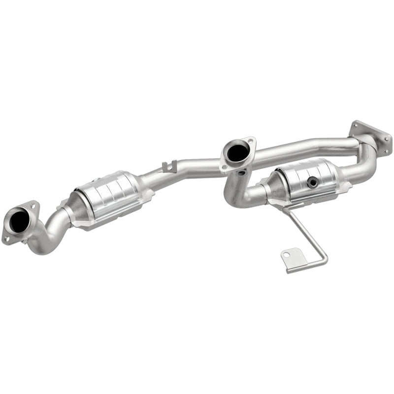 MagnaFlow Direct Fit Catalytic Converter 01-03 Windstar 3.8 OEM