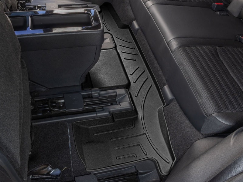WeatherTech 22-24 Infiniti QX60 / 22-24 Nissan Pathfinder (Captains Chairs) Rear FloorLiner HP - Blk