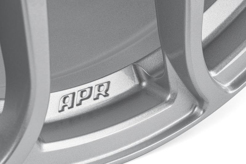 APR A01 Flow Formed - 18x8.5 - 5x112 - ET45 - 66.5mm Center Bore - Hyper Silver Wheel