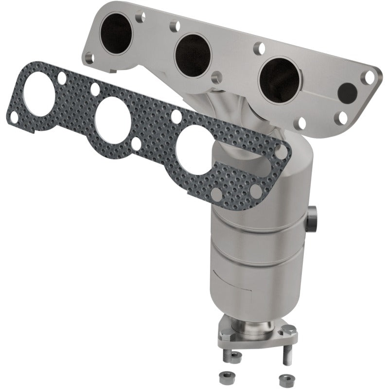 MagnaFlow Direct Fit Catalytic Converter 04-05 Suz Verona2.5 Manifold Front
