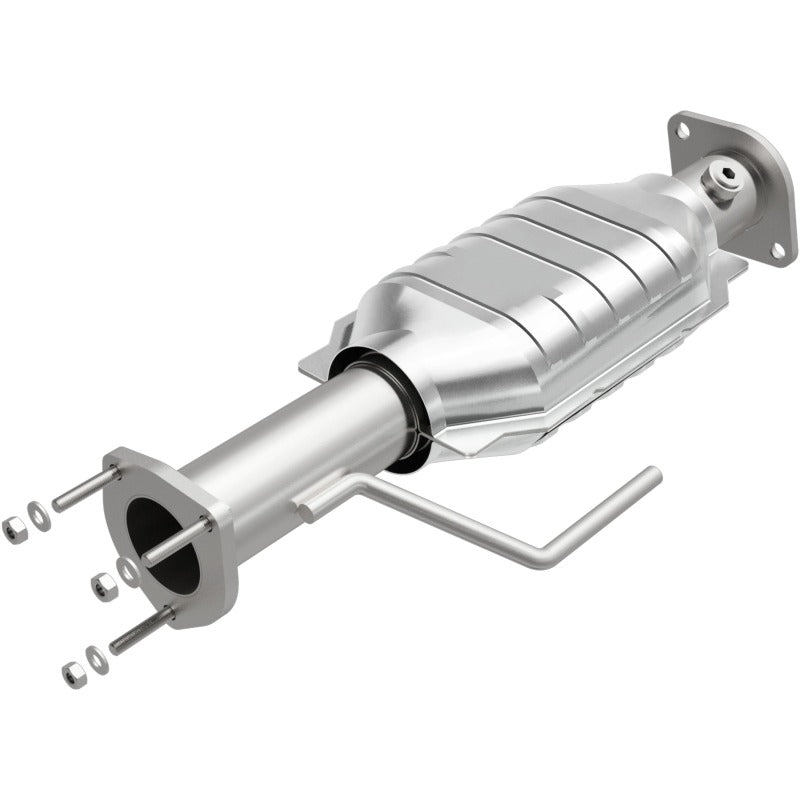MagnaFlow Direct Fit Catalytic Converter Jeep Wrangler 00-04 OEM