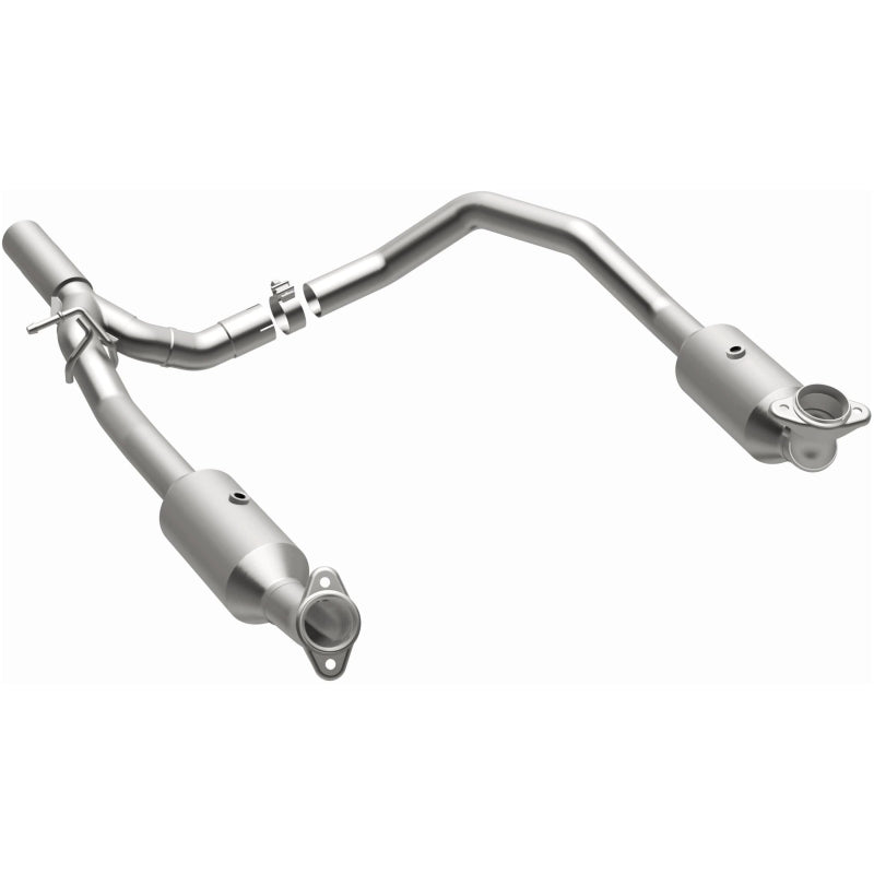 MagnaFlow 17-18 Ford E-350 6.8L Direct Fit Converter