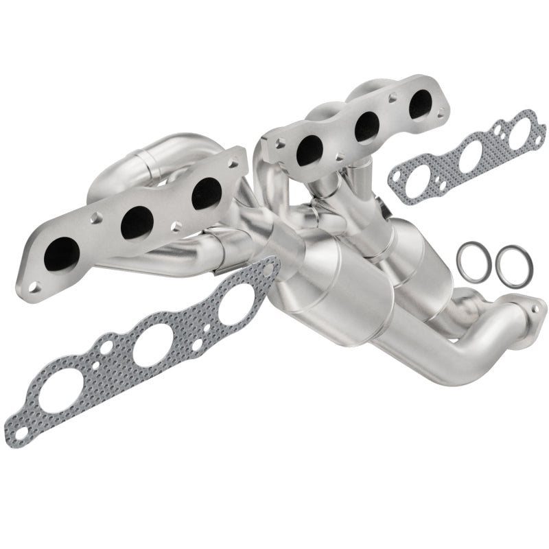 MagnaFlow Direct Fit Catalytic Converter 97-00 Lexus GS300 3.0L