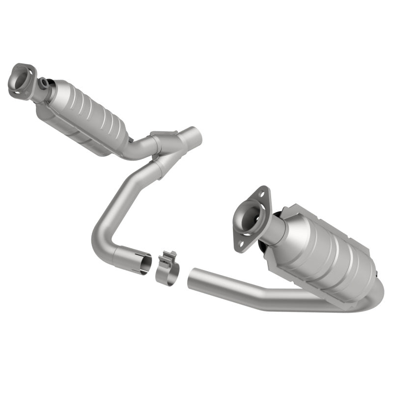 MagnaFlow Direct Fit Catalytic Converter Dakota 05-06 6 3.7L