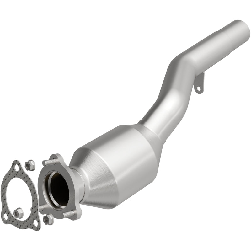 MagnaFlow 10-11 Cayenne V8 4.8 OEM Underbody Direct Fit Converter