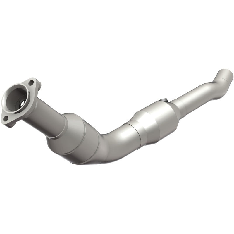 MagnaFlow Direct Fit Catalytic Converter 05-08 LR3/RR Sport Driver Side