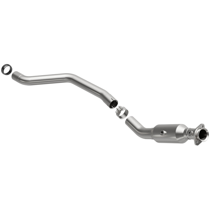 MagnaFlow Direct Fit Catalytic Converter 13-14 Mercedes-Benz GL450 V8 4.6 OEM Underbody