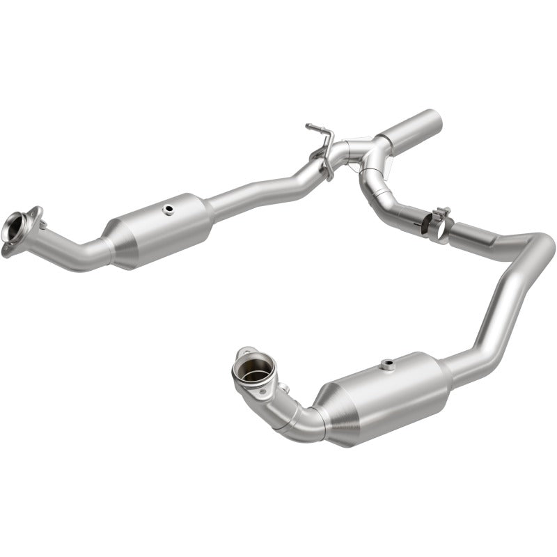 MagnaFlow 17-18 Ford E-350 6.8L Direct Fit Converter