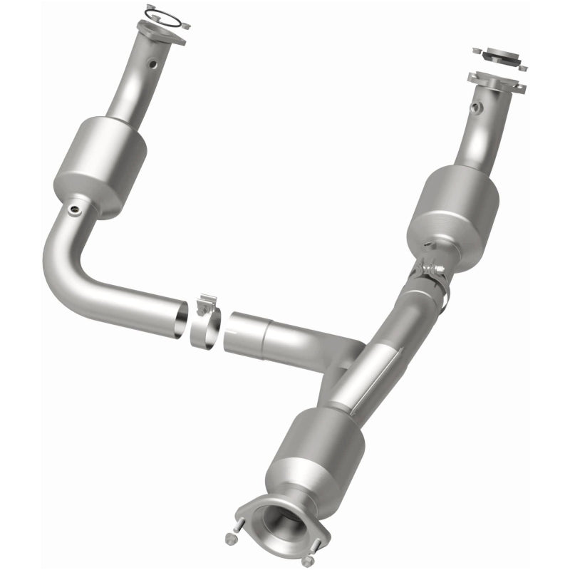 MagnaFlow 12-20 Chevrolet Express 4500 Underbody 6.0L Direct Fit Catalytic Converter