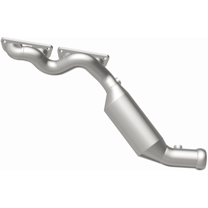 MagnaFlow Direct Fit Catalytic Converter 07-10 BMW X5 4.8L V8